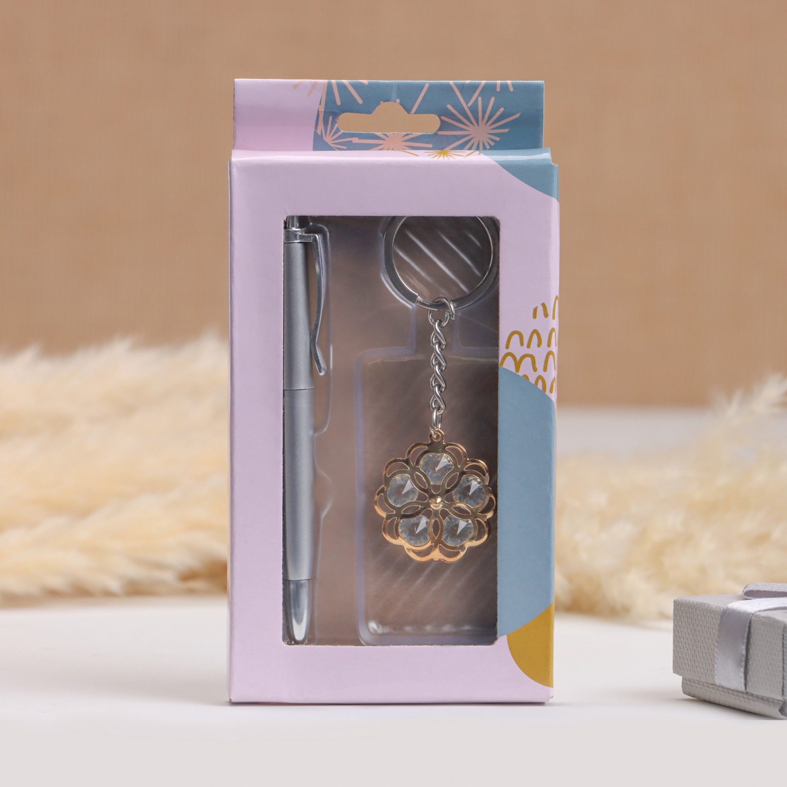 Набор подарочный 2в1 (ручка, брелок цветок со стразами), 4432357